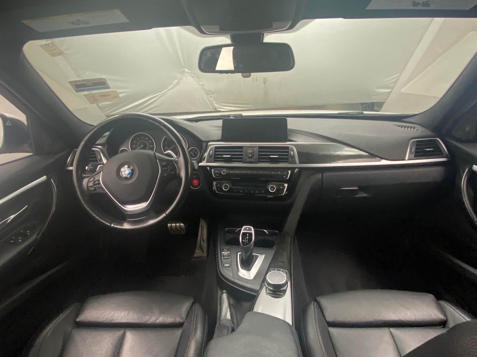 Thumbnail: 2018 BMW 3 Series - 2