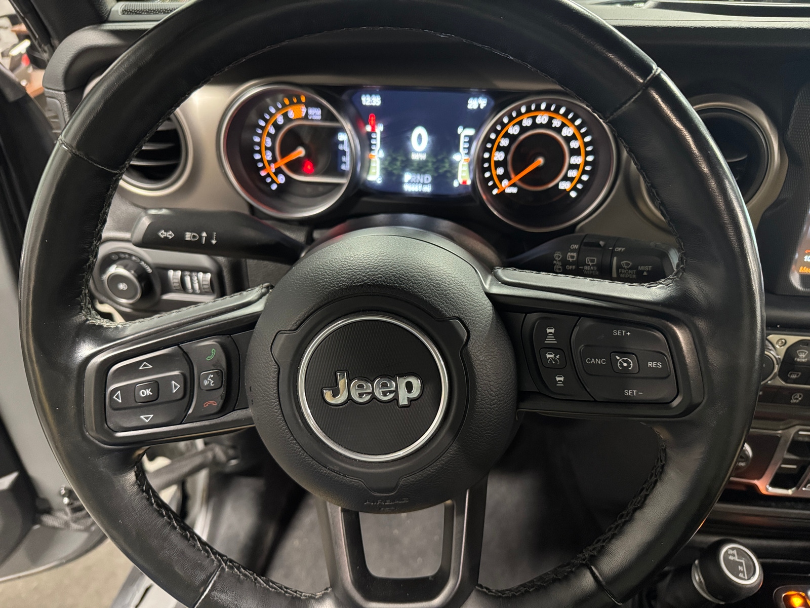 Thumbnail: 2021 Jeep Wrangler - 5