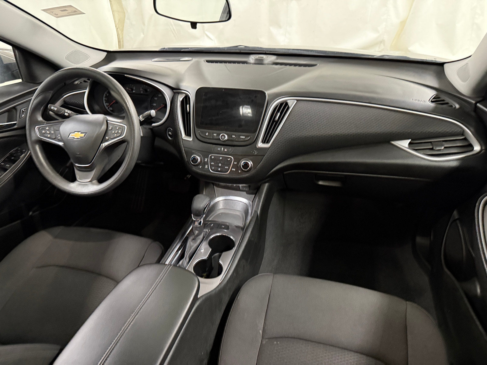 Thumbnail: 2025 Chevrolet Malibu - 3