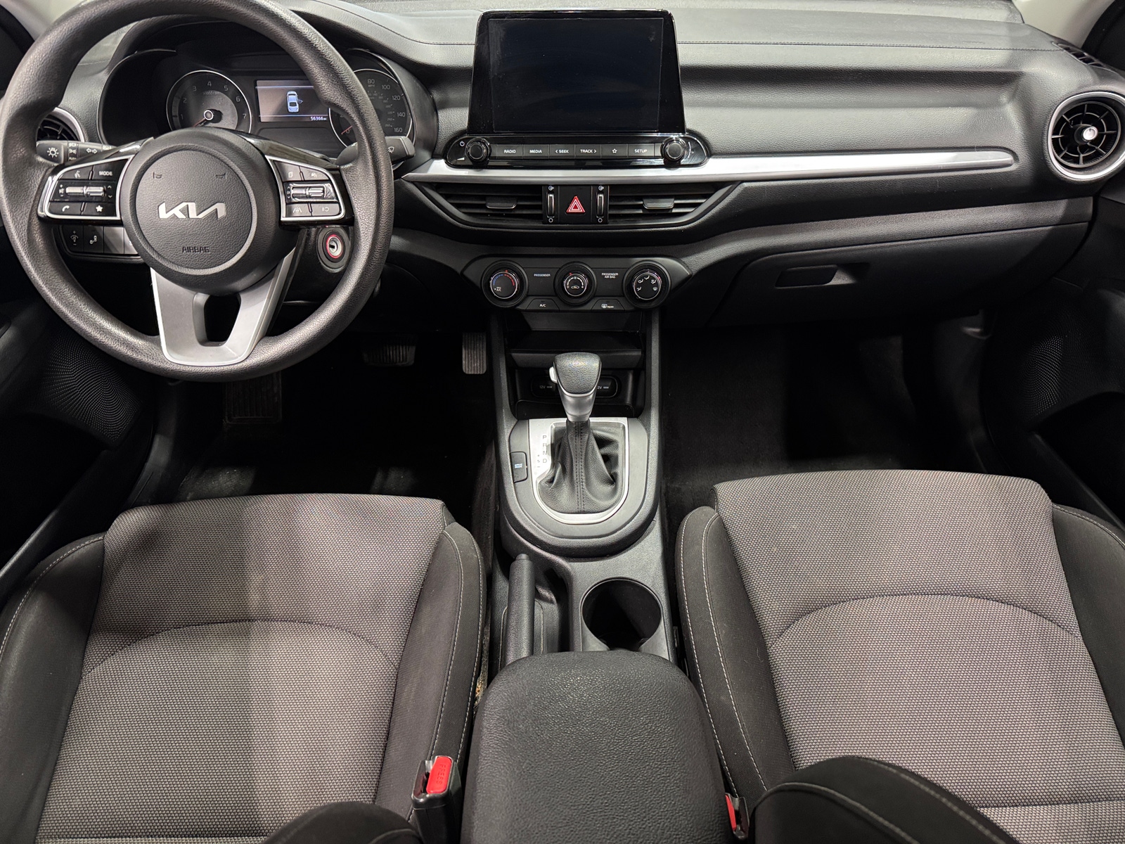 Thumbnail: 2023 Kia Forte - 3