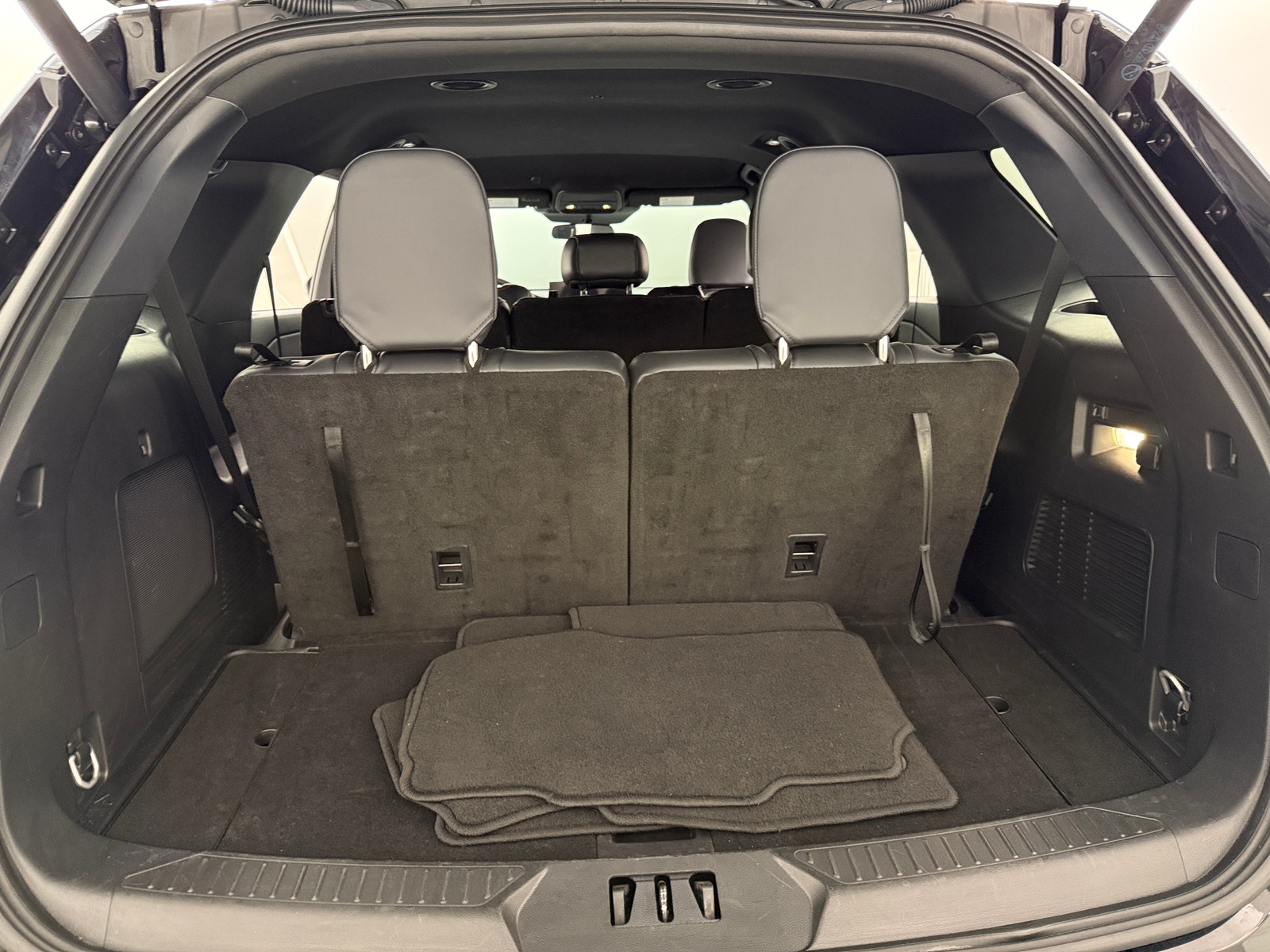 Thumbnail: 2025 Ford Explorer - 6