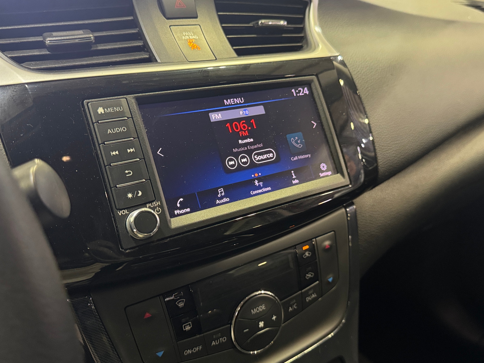 Thumbnail: 2019 Nissan Sentra - 4