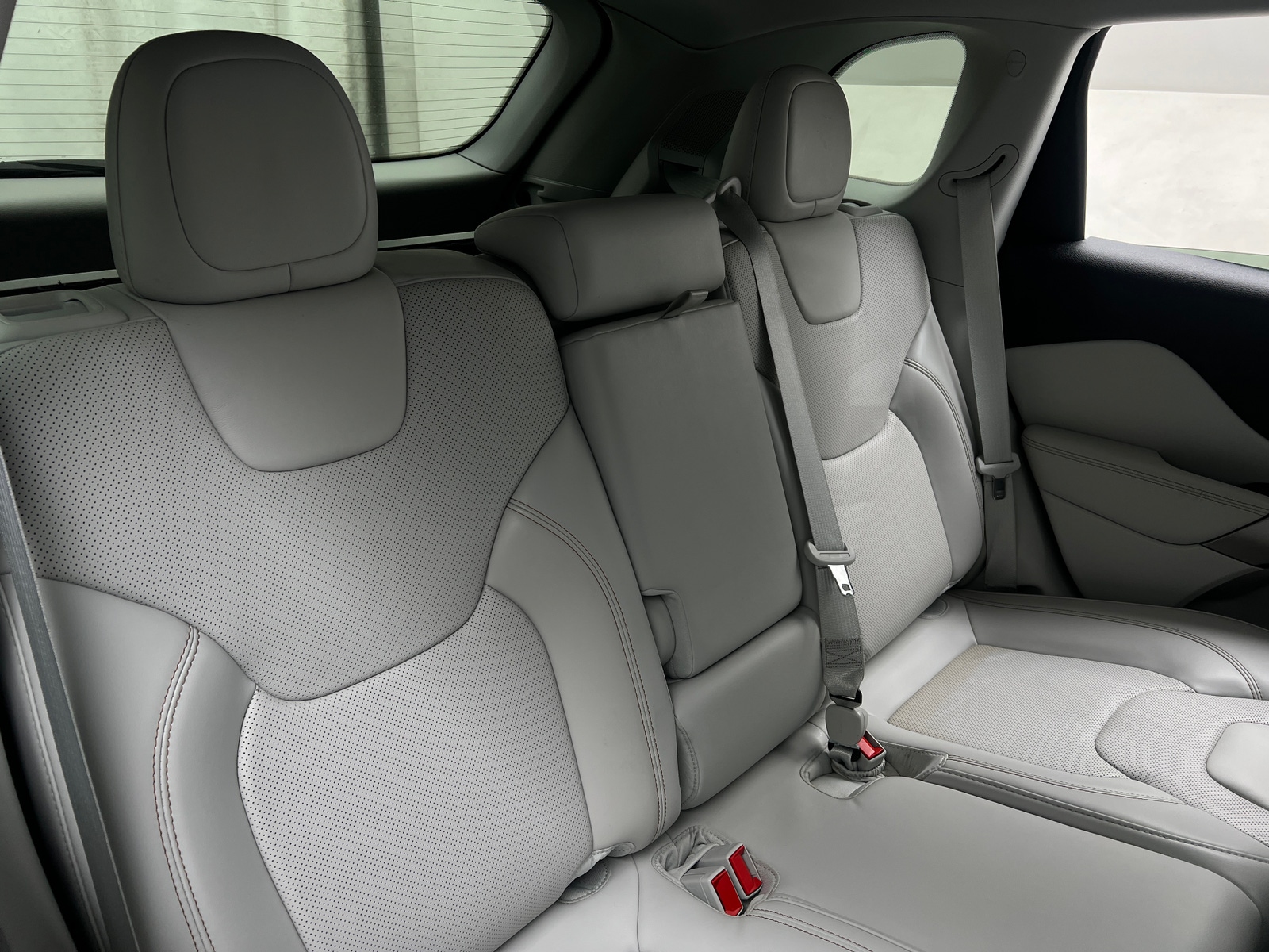 Thumbnail: 2020 Jeep Cherokee - 5