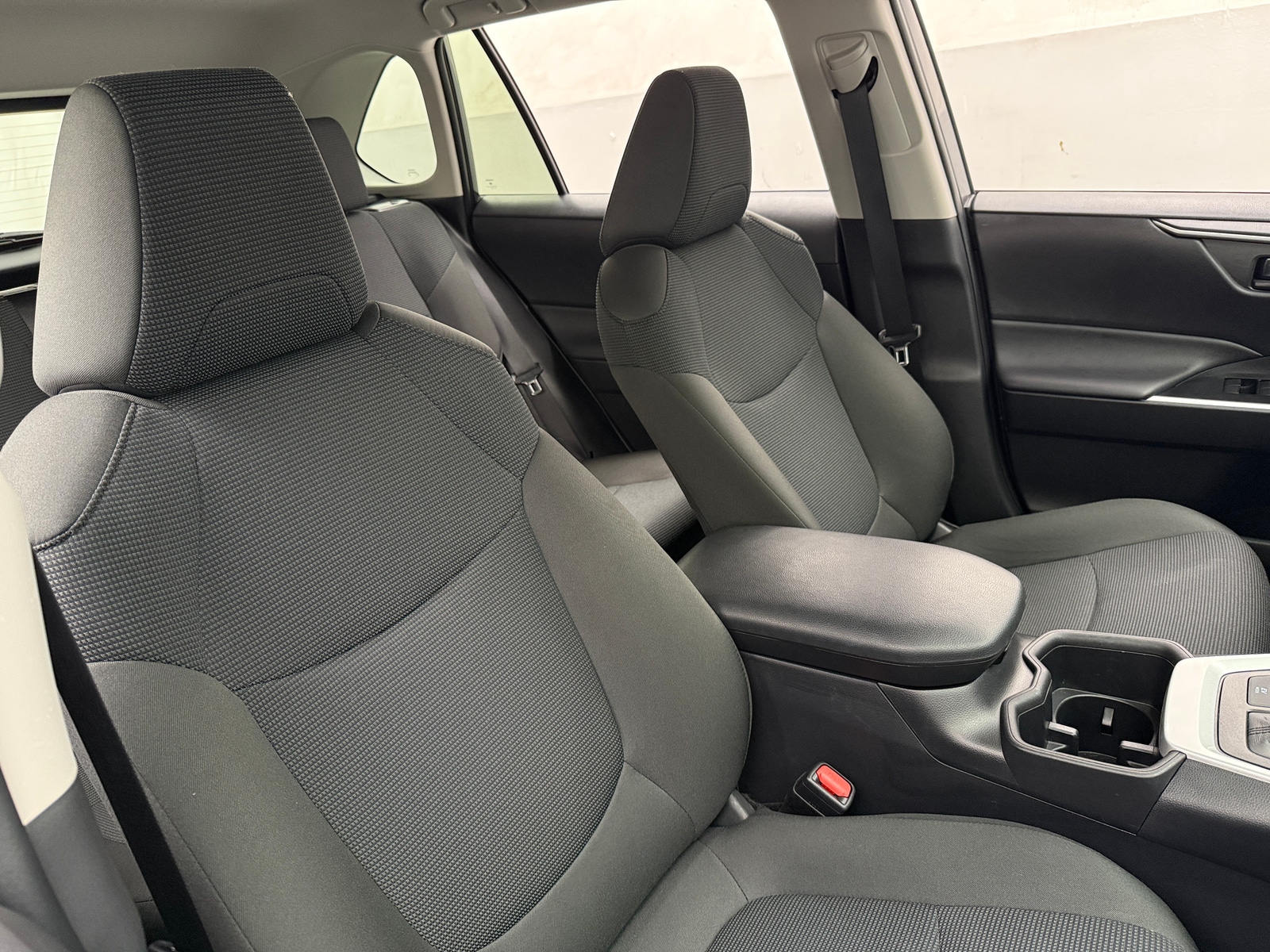 Thumbnail: 2025 Toyota RAV4 - 2