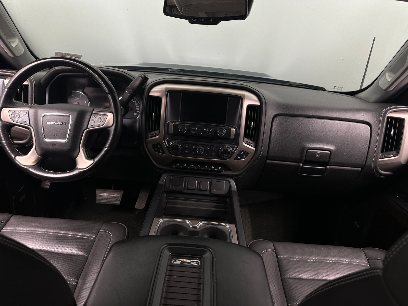 Thumbnail: 2018 GMC Sierra 2500 - 2