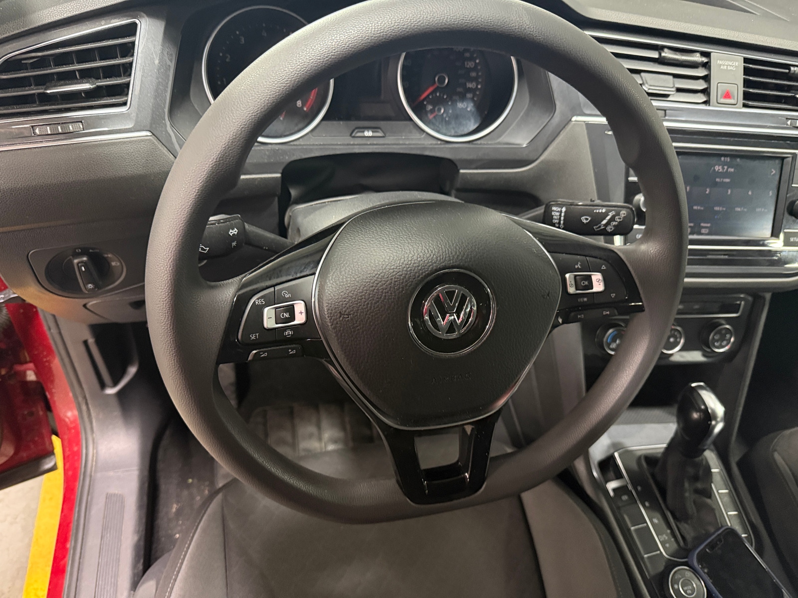 Thumbnail: 2019 Volkswagen Tiguan - 5