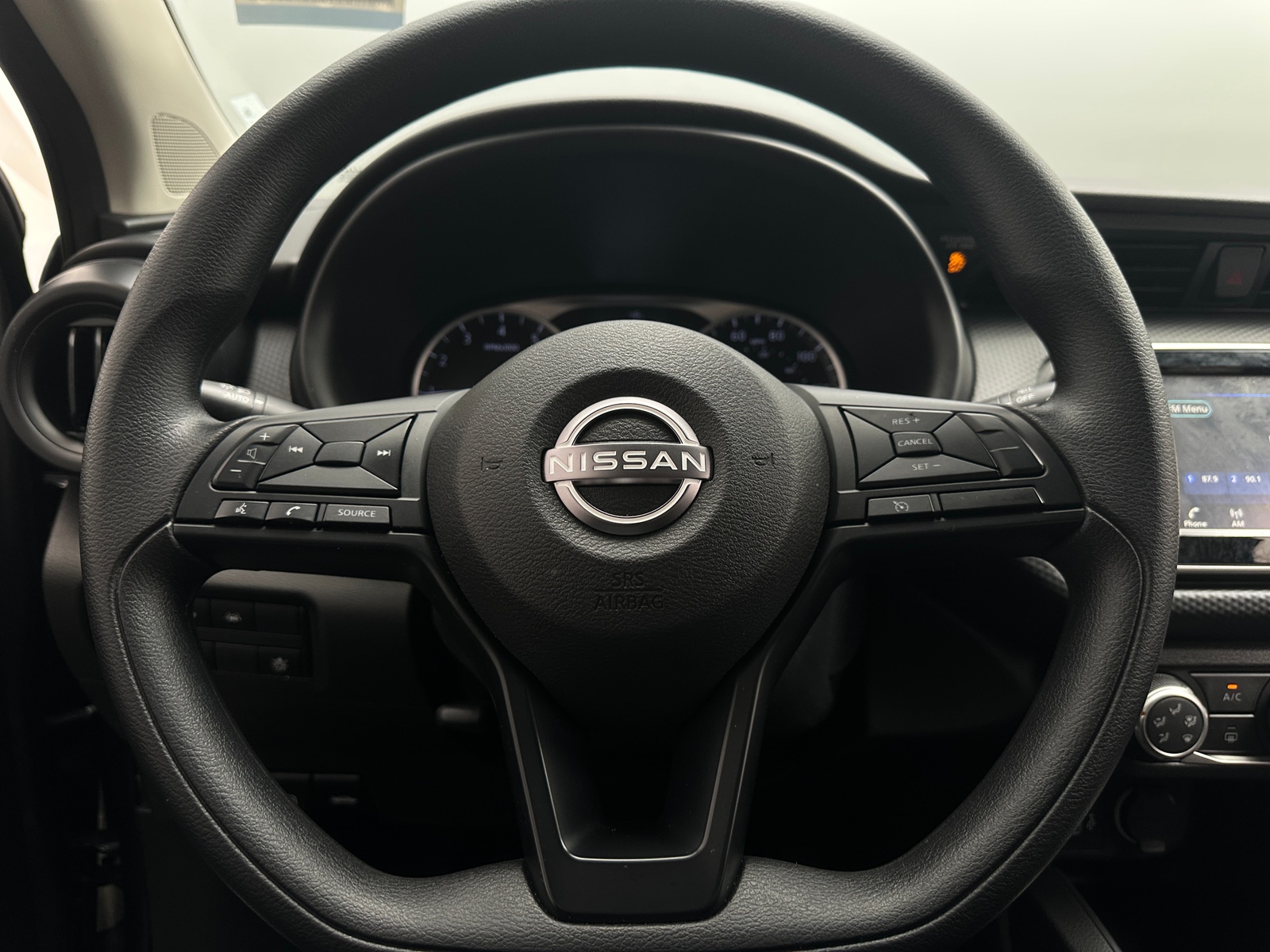 Thumbnail: 2023 Nissan Kicks - 5