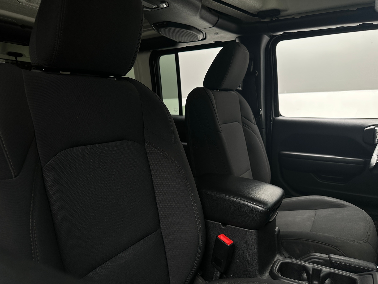 Thumbnail: 2018 Jeep Wrangler - 2