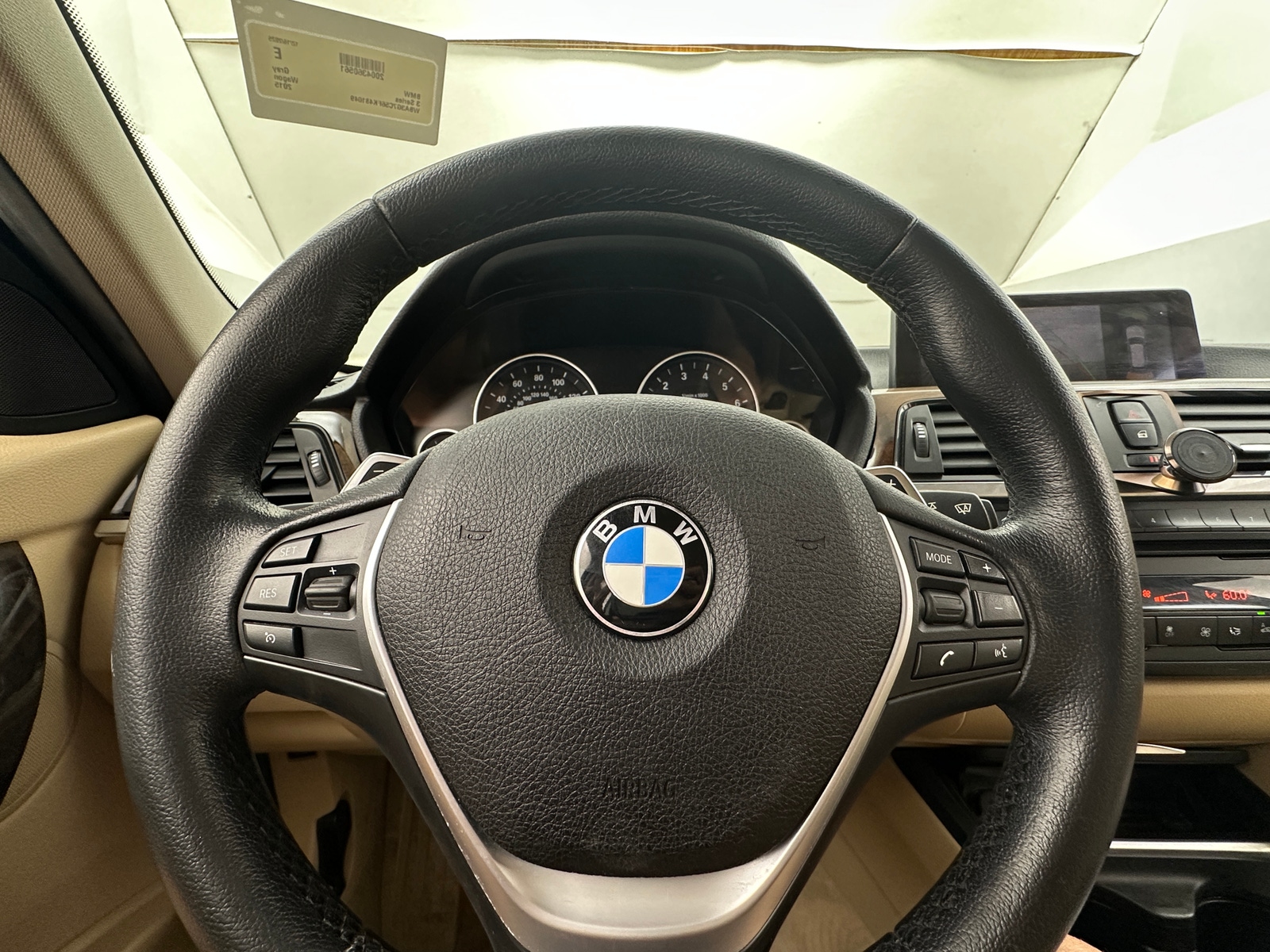 Thumbnail: 2015 BMW 3 Series - 4