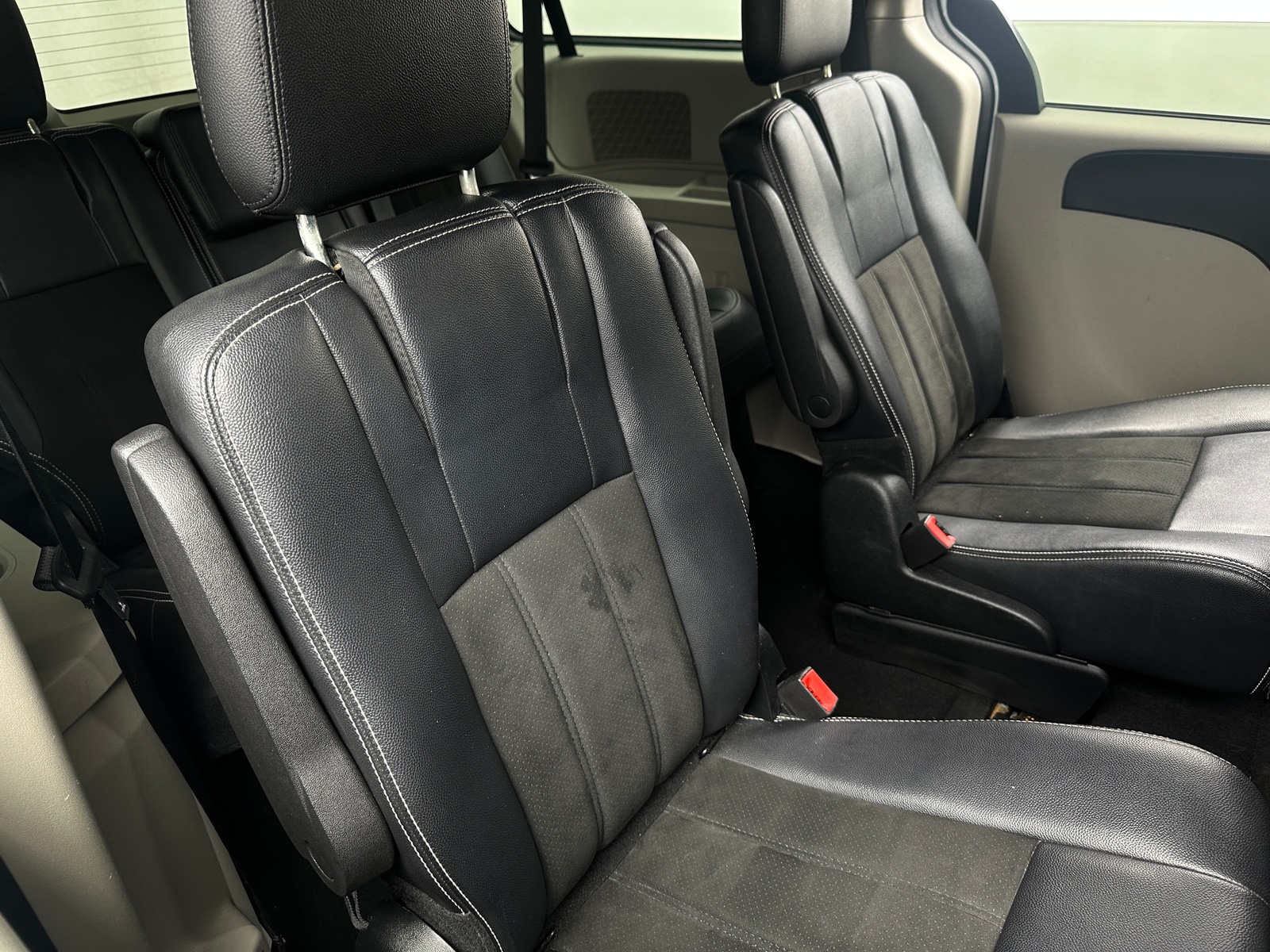 Thumbnail: 2019 Dodge Grand Caravan - 5