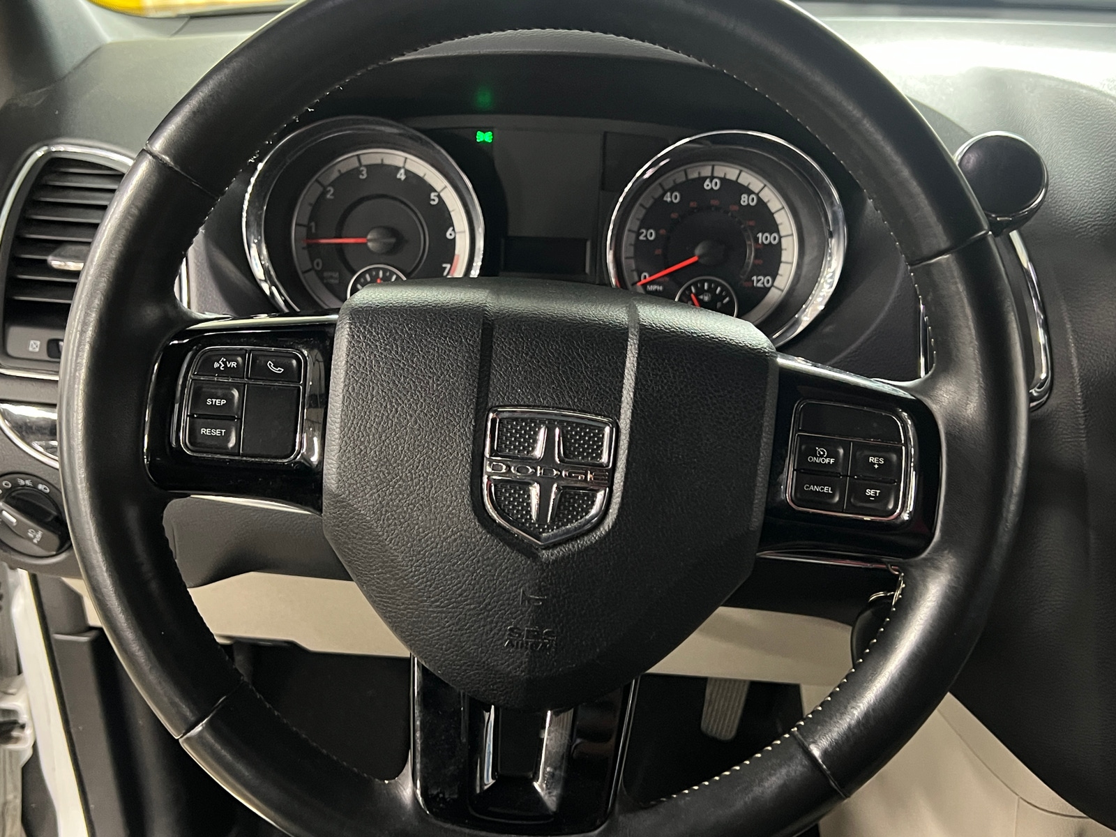 Thumbnail: 2019 Dodge Grand Caravan - 4