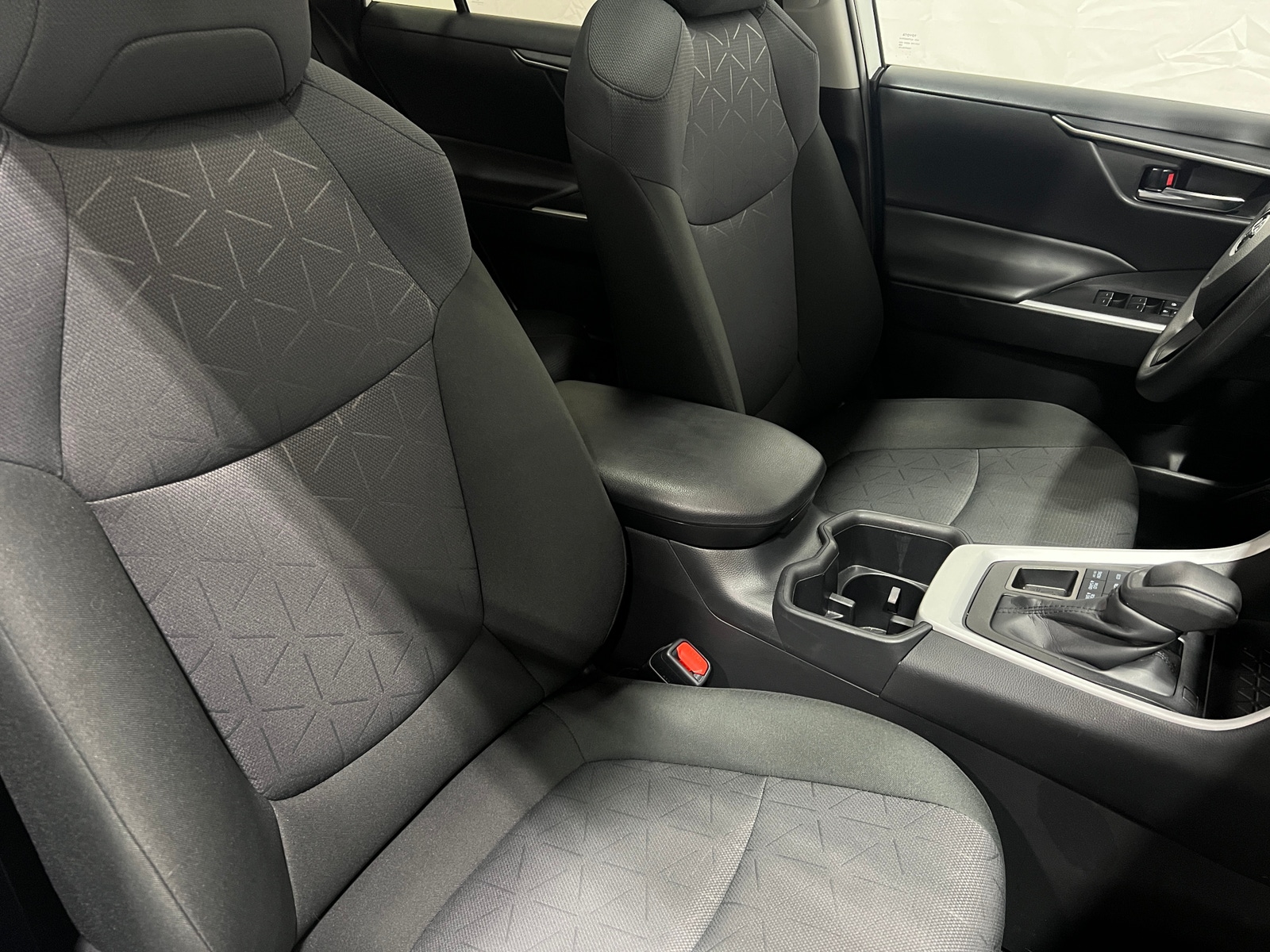 Thumbnail: 2025 Toyota RAV4 - 2