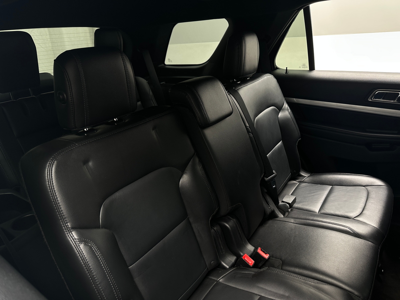 Thumbnail: 2016 Ford Explorer - 5