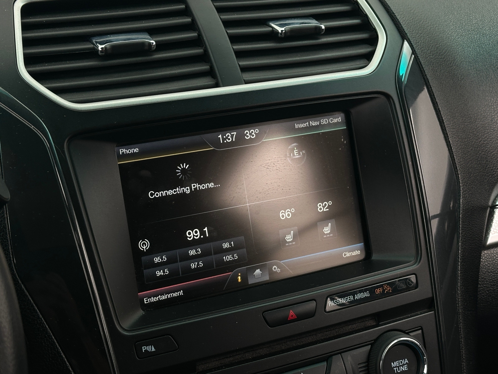 Thumbnail: 2016 Ford Explorer - 3