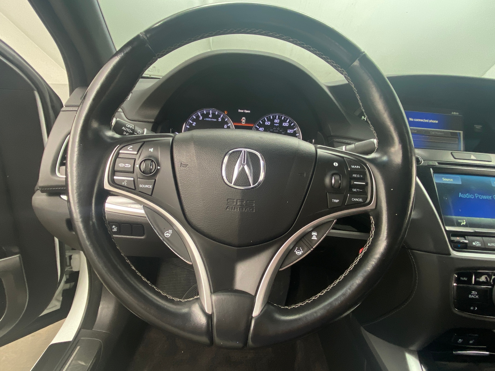 Thumbnail: 2019 Acura RLX - 4