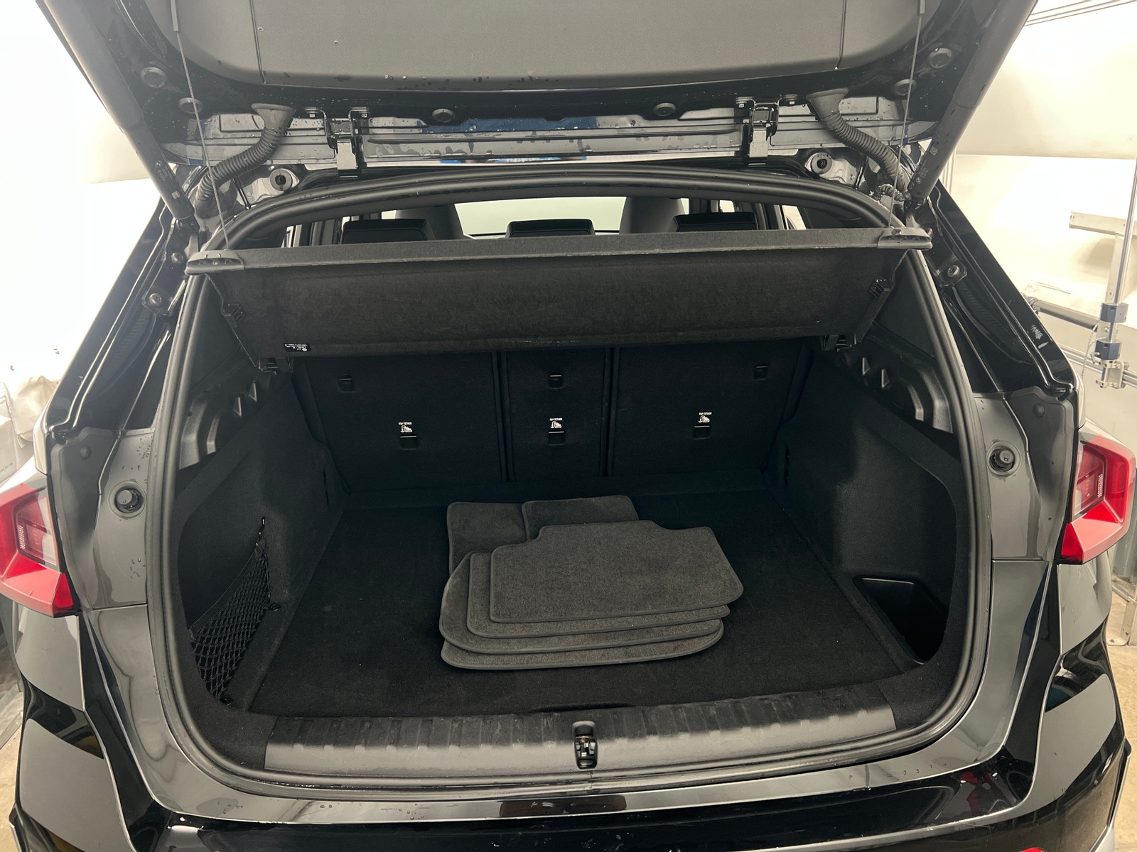 Thumbnail: 2025 BMW X1 - 6