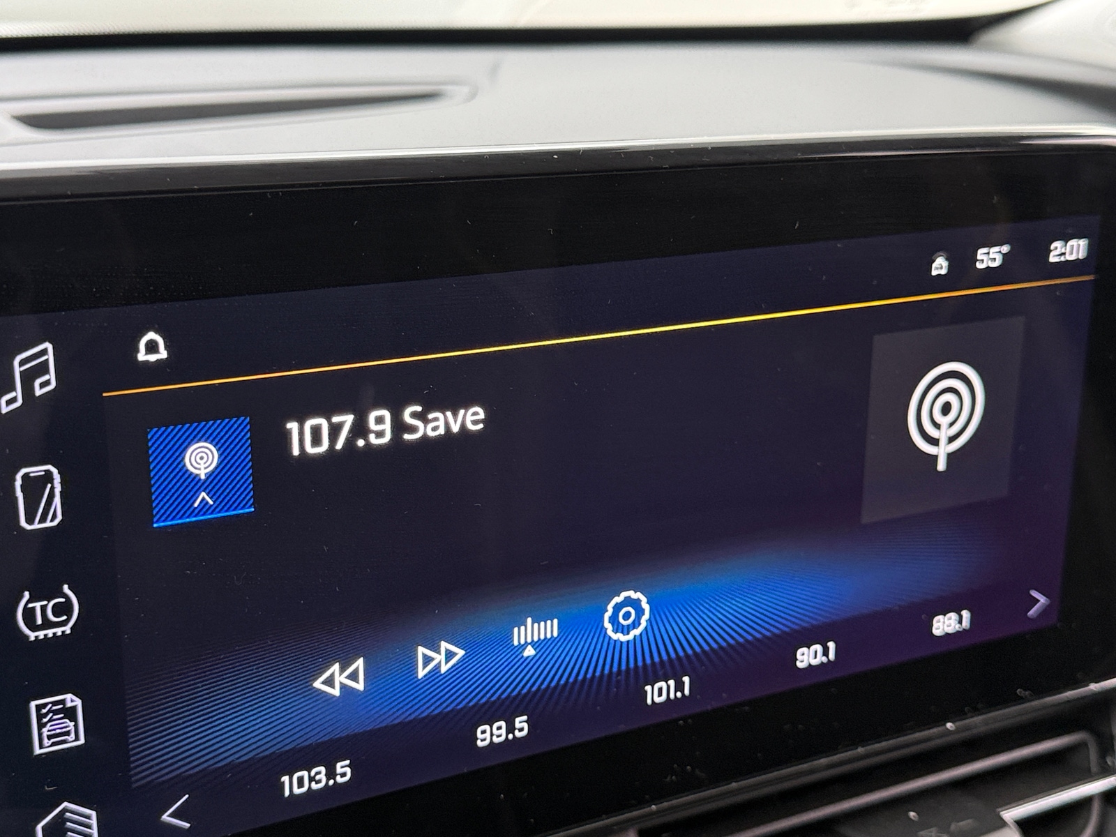 Thumbnail: 2025 Chevrolet Trax - 3