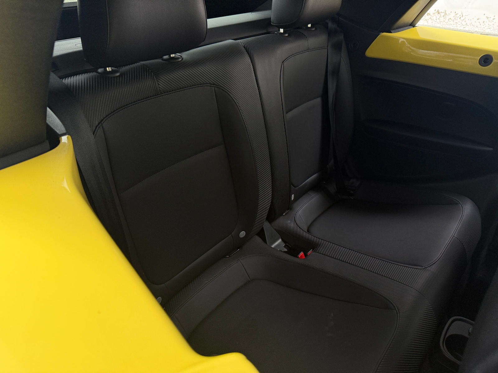 Thumbnail: 2014 Volkswagen Beetle - 5