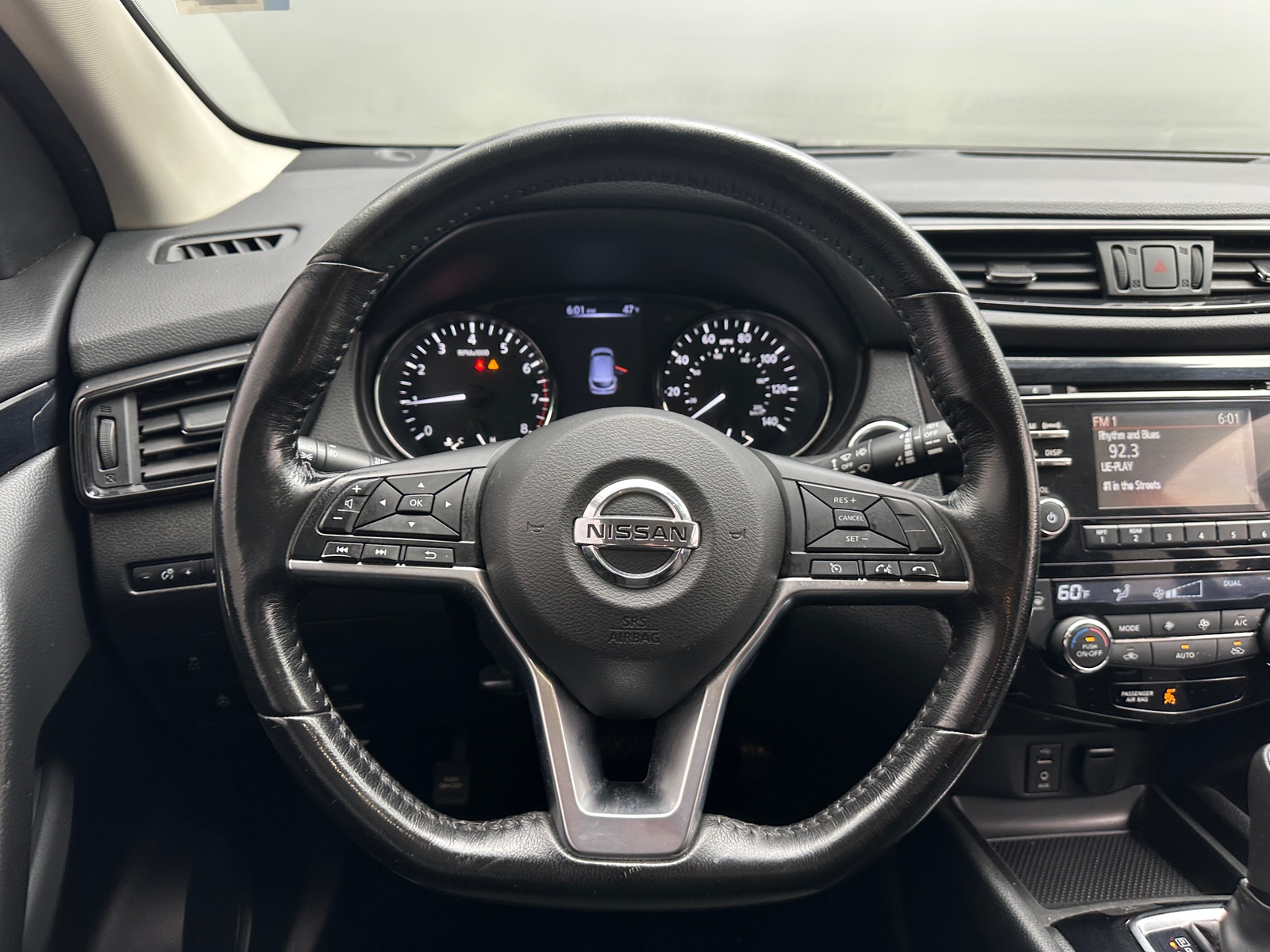 Thumbnail: 2017 Nissan Rogue Sport - 5