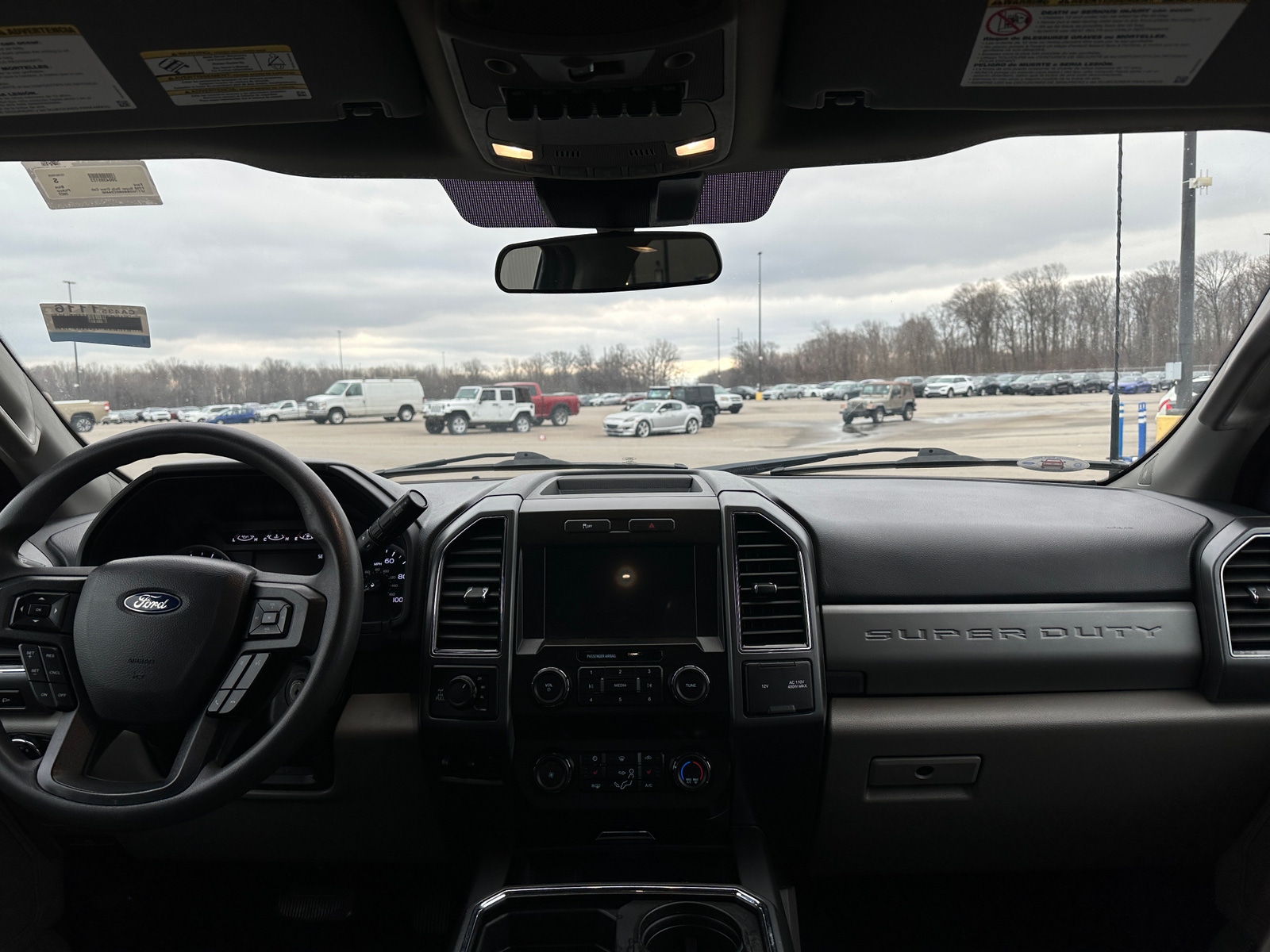 Thumbnail: 2022 Ford Econoline - 3