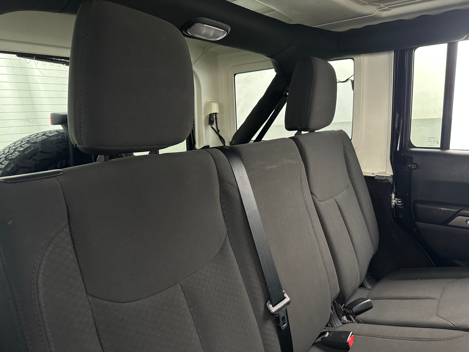 Thumbnail: 2018 Jeep Wrangler - 6