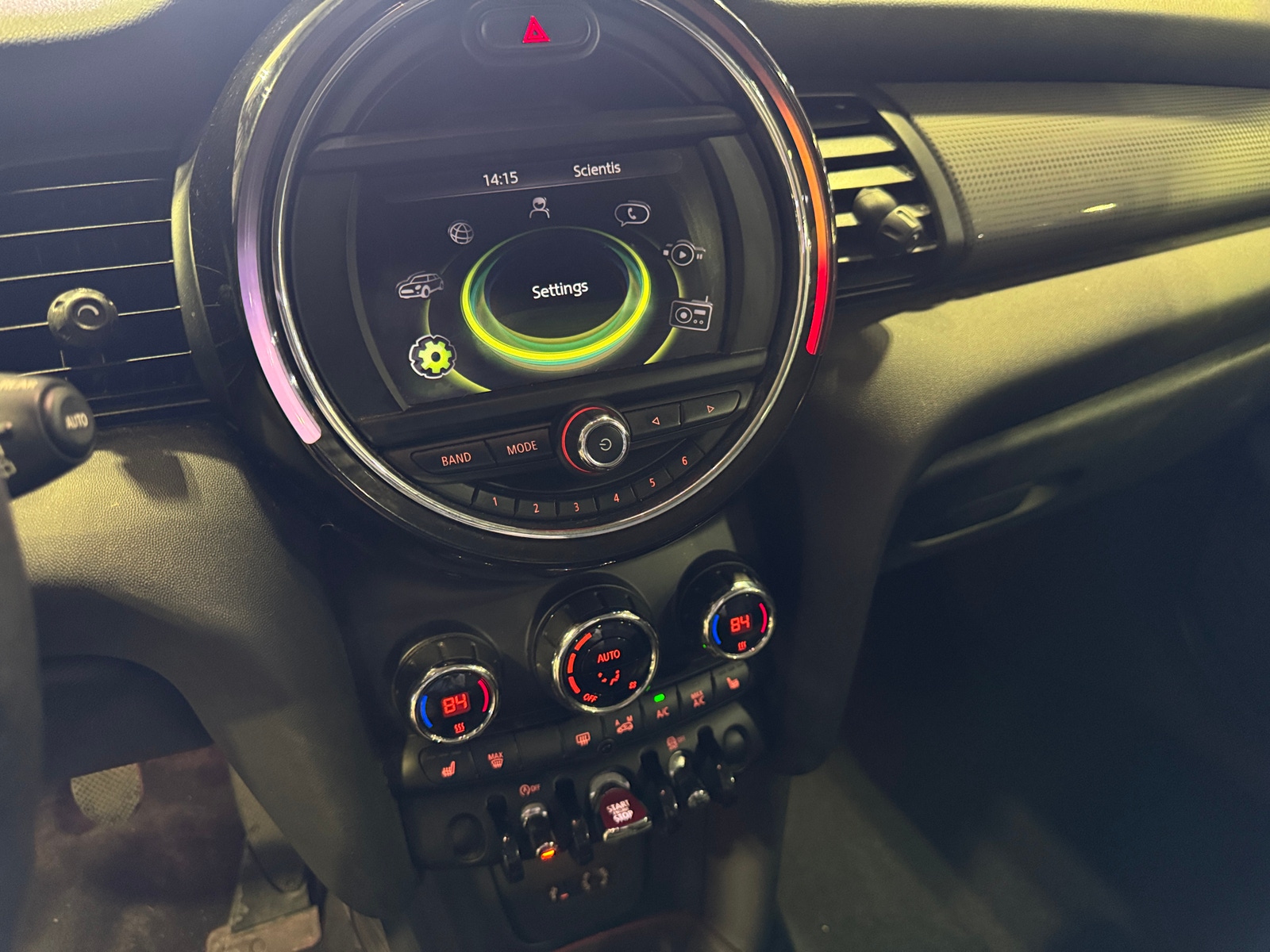 Thumbnail: 2016 MINI Cooper Hardtop - 3