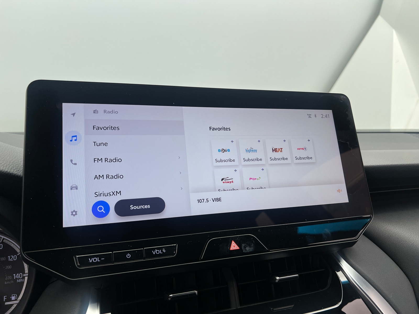 Thumbnail: 2024 Toyota Venza - 3