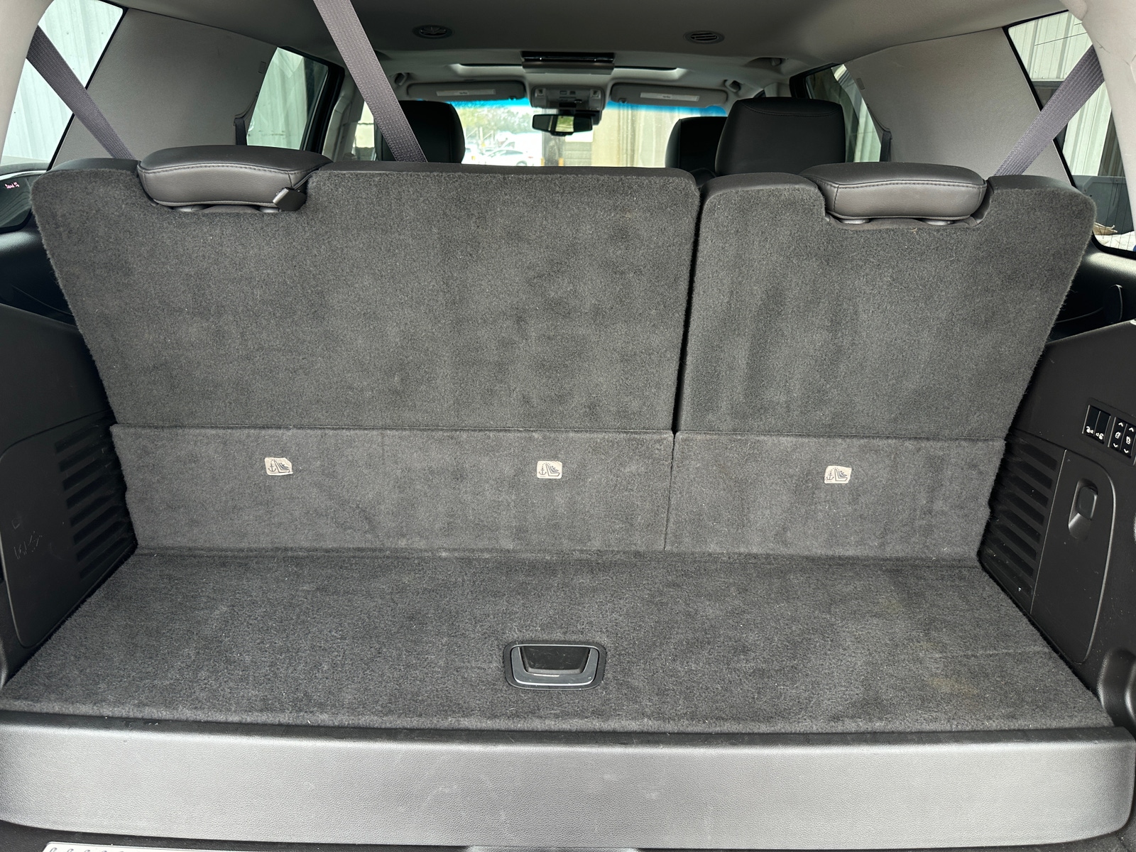 Thumbnail: 2015 Cadillac Escalade - 6