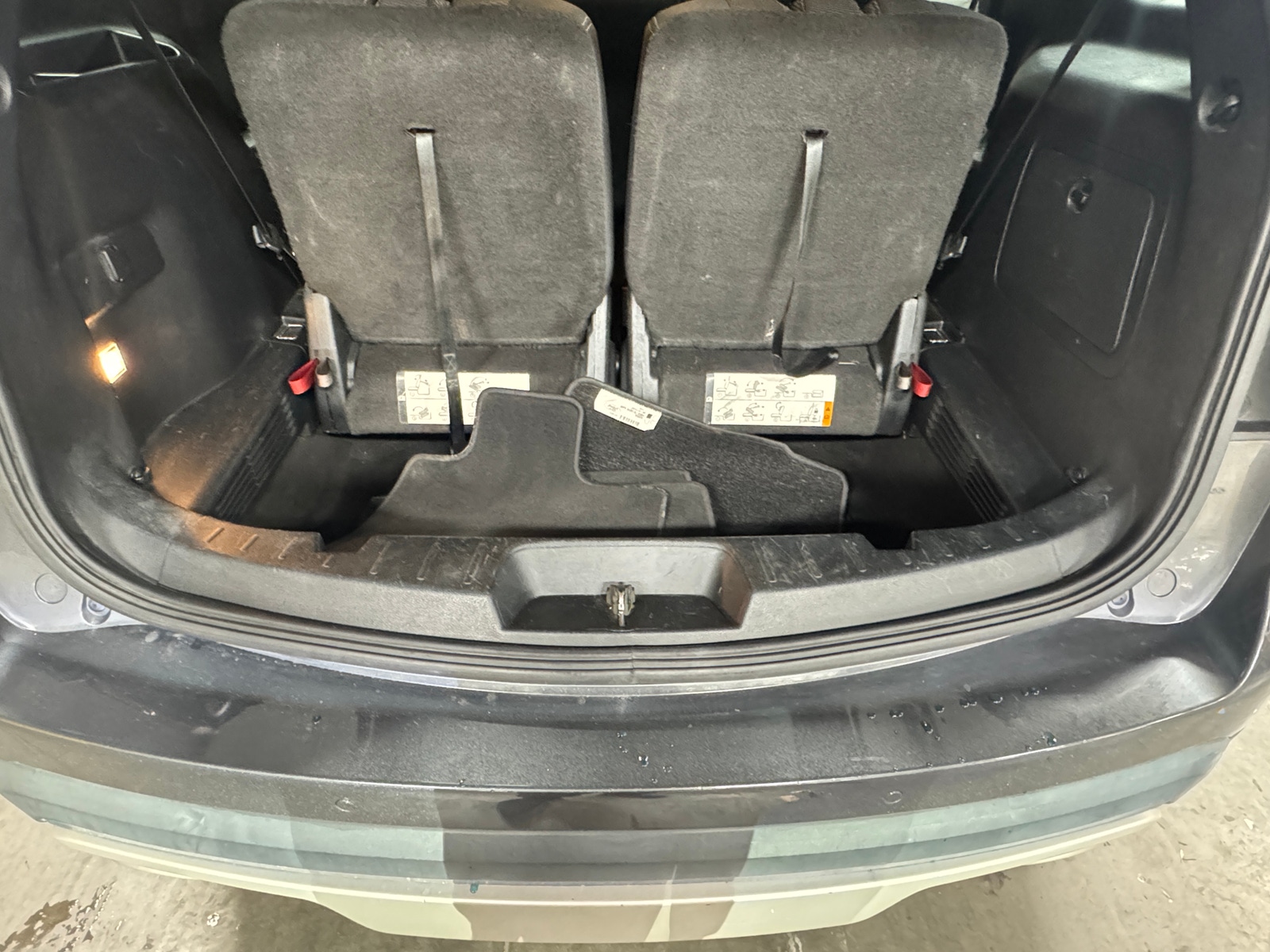 Thumbnail: 2017 Ford Explorer - 7