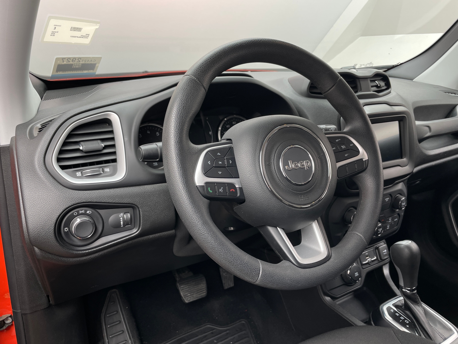 Thumbnail: 2018 Jeep Renegade - 5