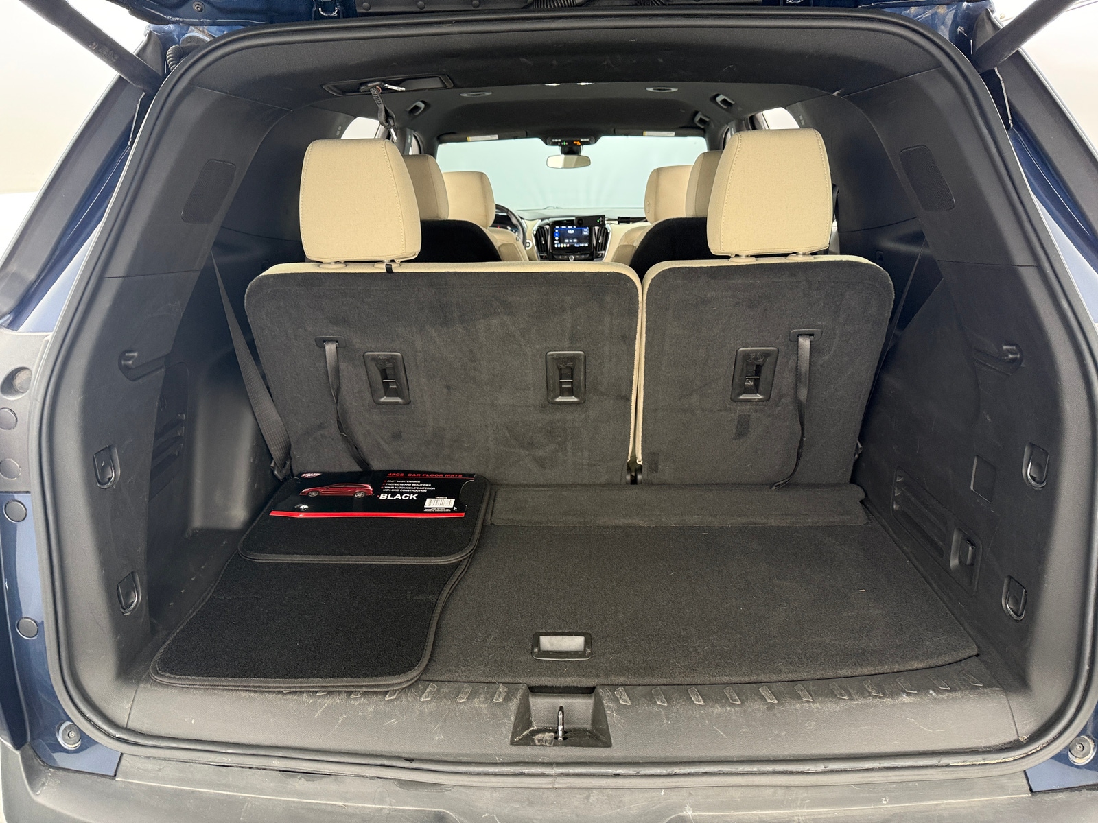 Thumbnail: 2023 Chevrolet Traverse - 7