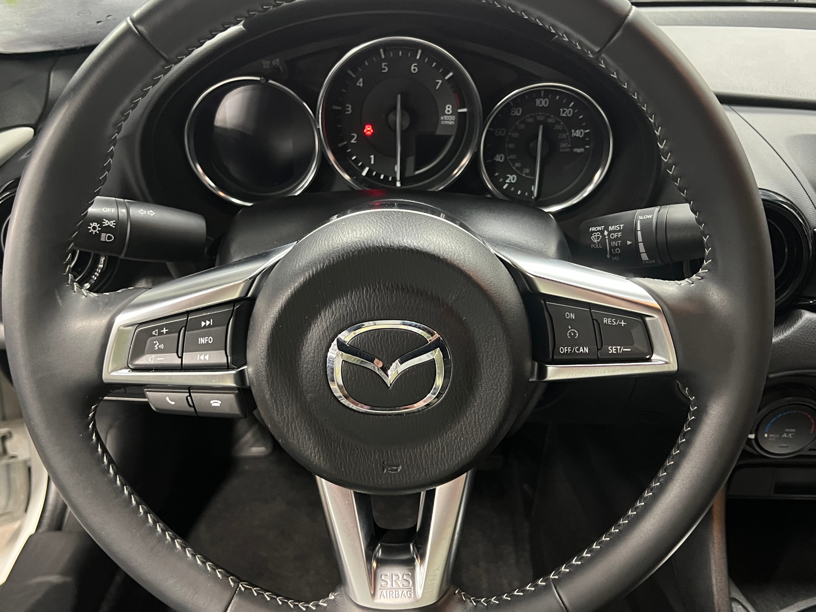 Thumbnail: 2021 Mazda MX-5 Miata - 5