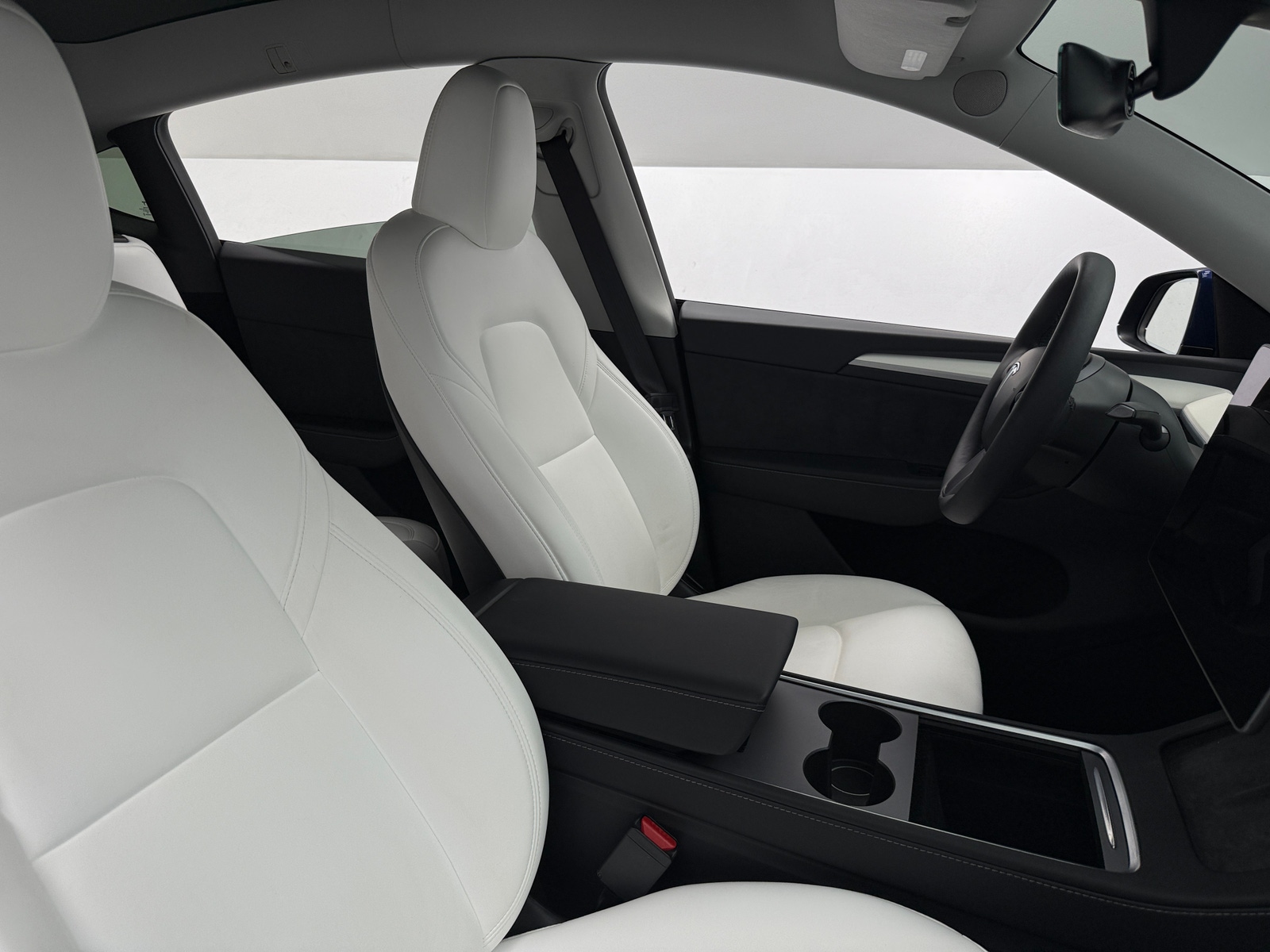 Thumbnail: 2025 Tesla Model Y - 2