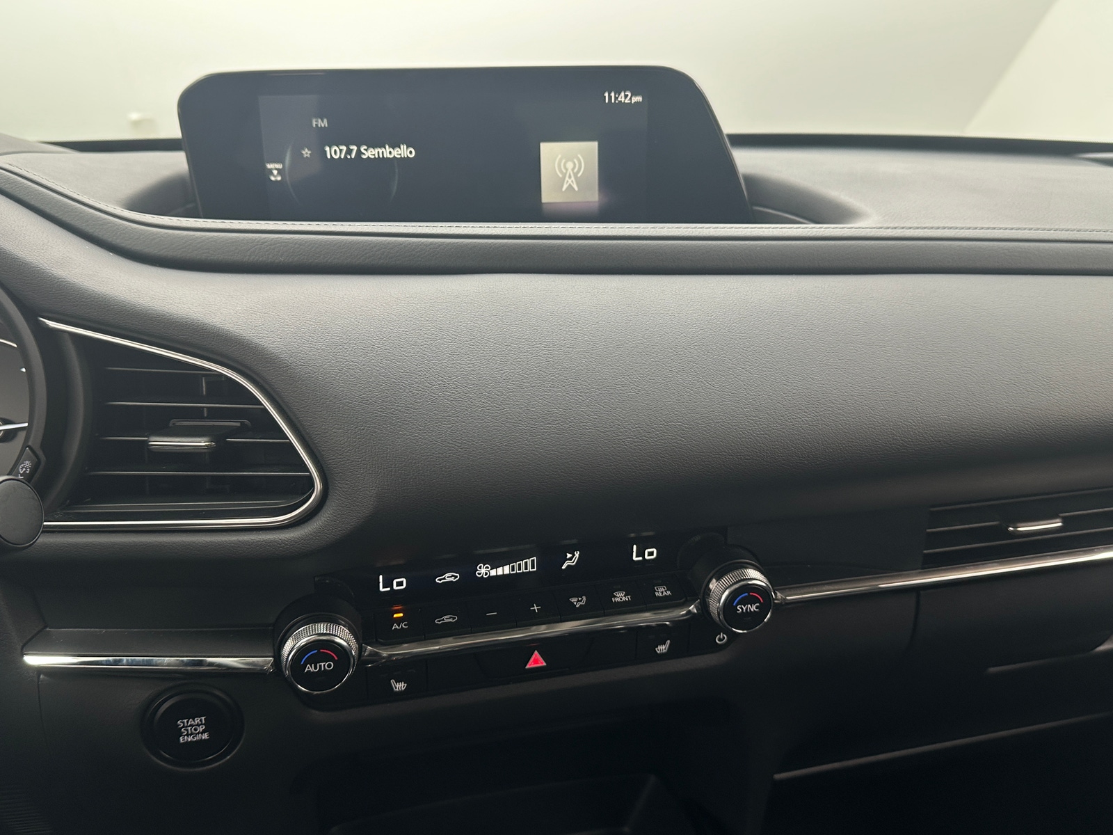 Thumbnail: 2024 Mazda CX-30 - 3