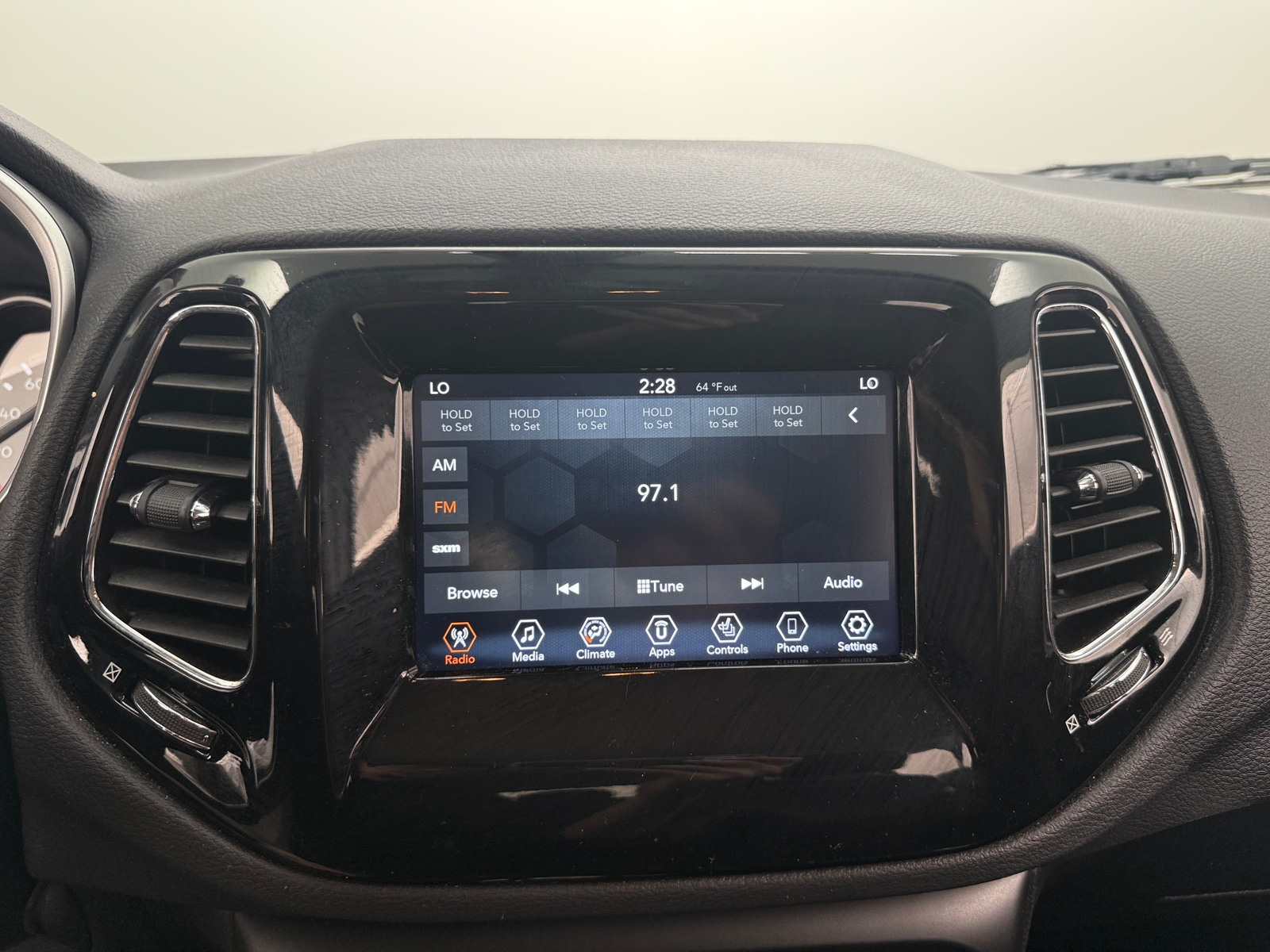 Thumbnail: 2021 Jeep Compass - 3