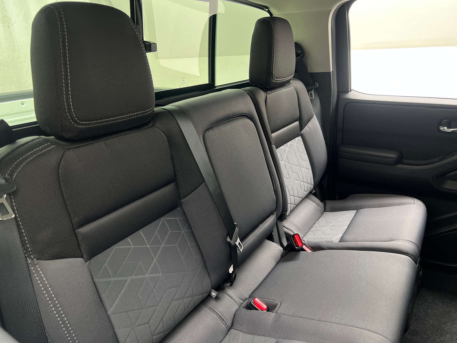 Thumbnail: 2025 Nissan Frontier - 6