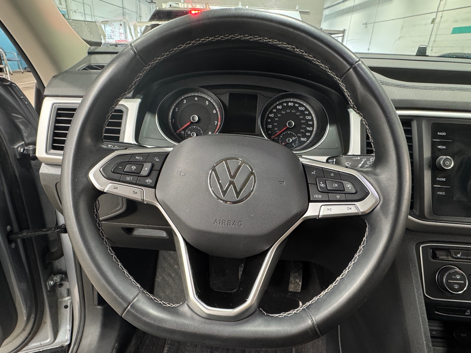 Thumbnail: 2021 Volkswagen Atlas - 4