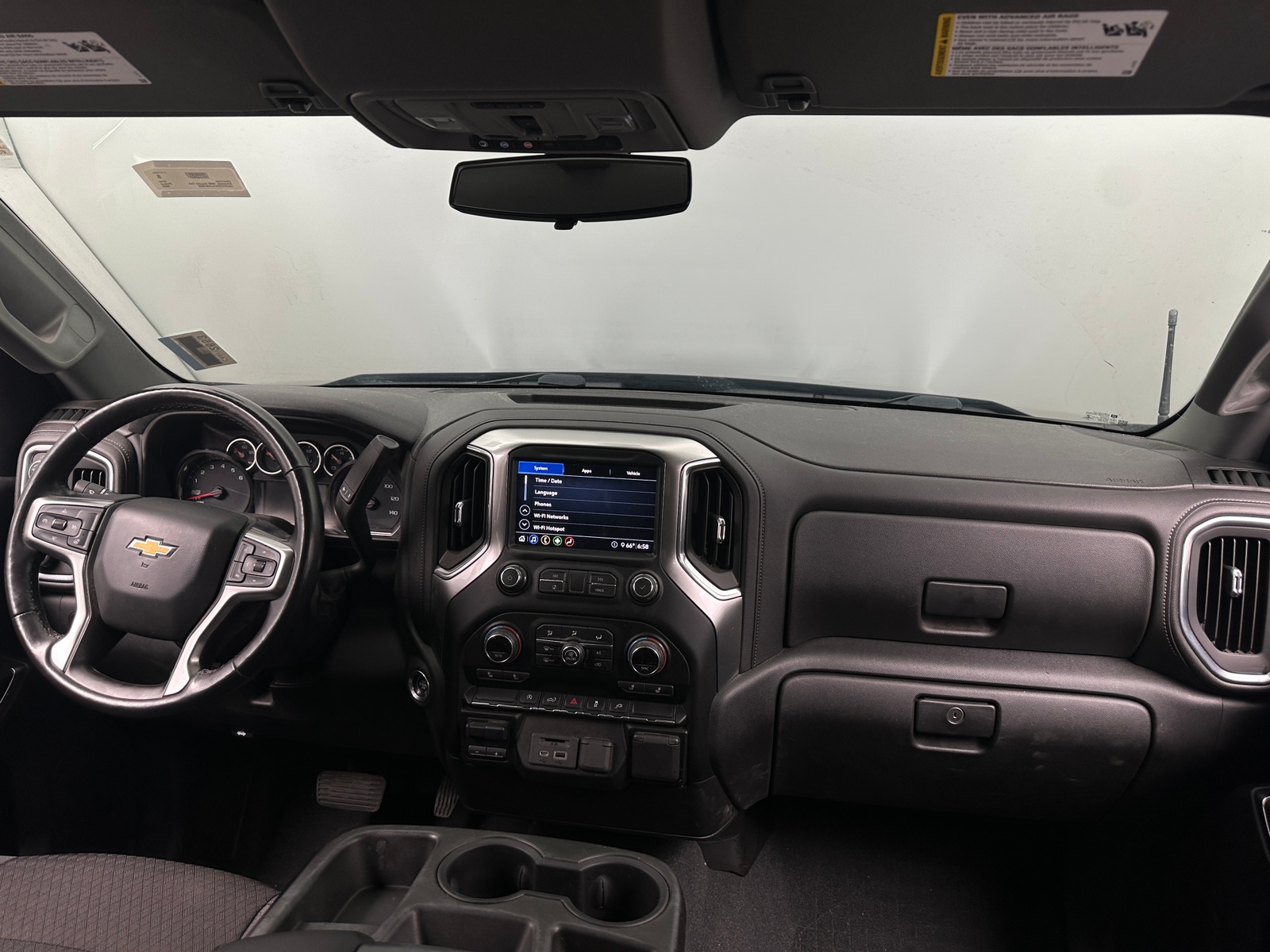 Thumbnail: 2020 Chevrolet Silverado 1500 - 3