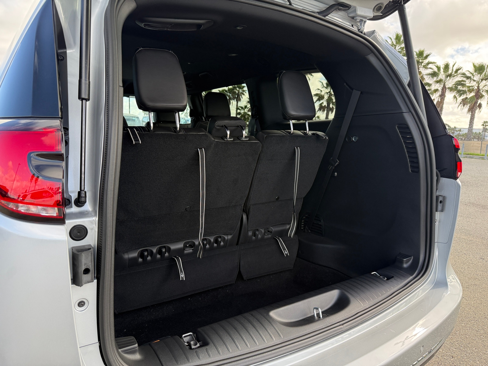 Thumbnail: 2026 Chrysler Pacifica - 6