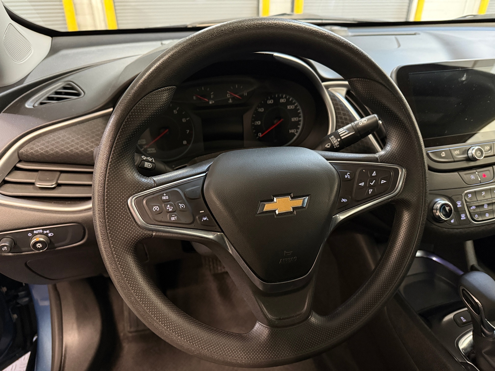 Thumbnail: 2024 Chevrolet Malibu - 5