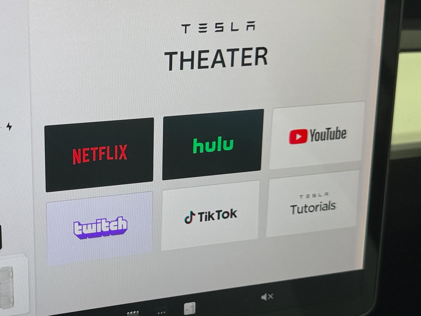 Thumbnail: 2019 Tesla Model 3 - 3