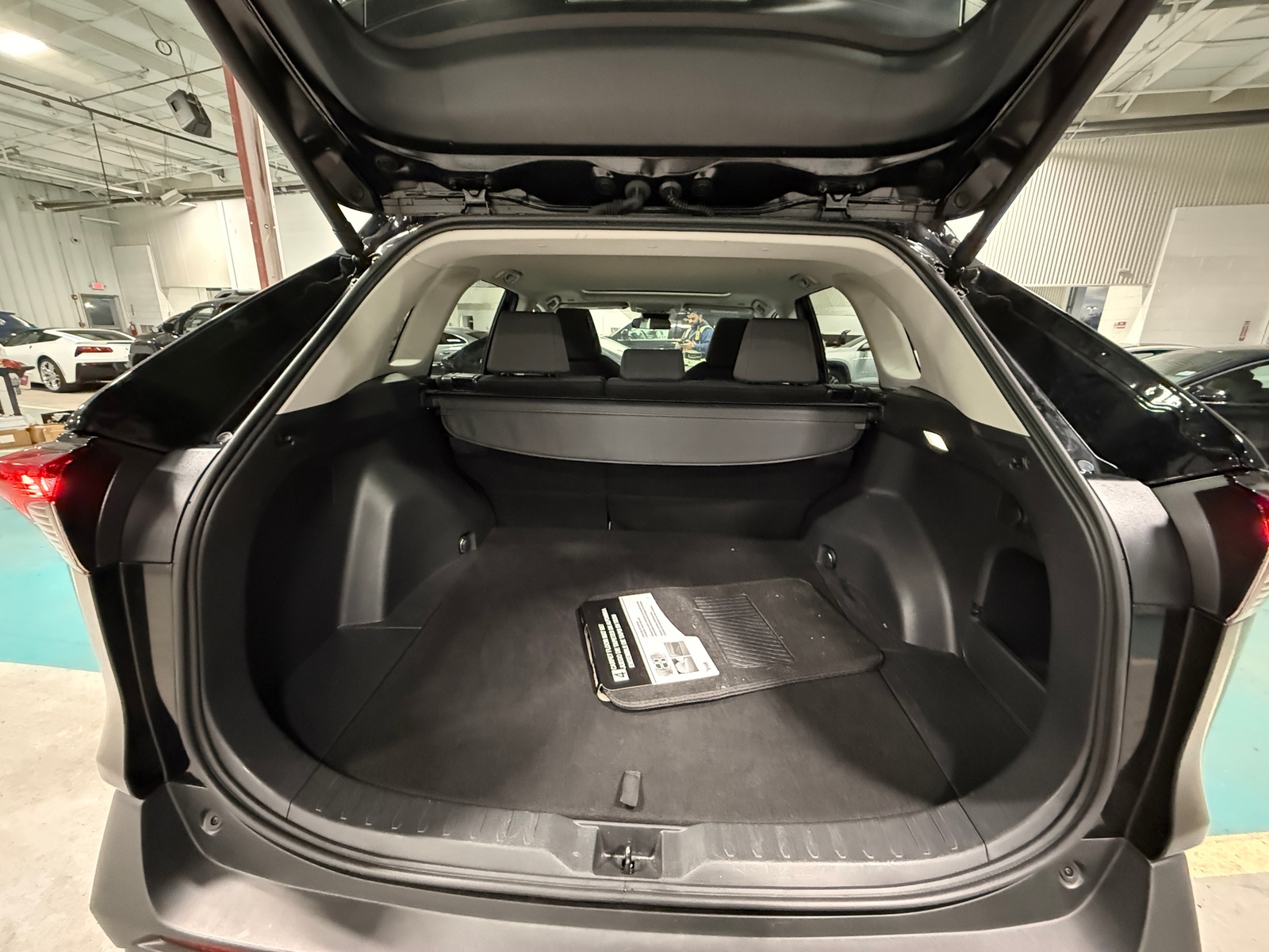 Thumbnail: 2025 Toyota RAV4 - 7