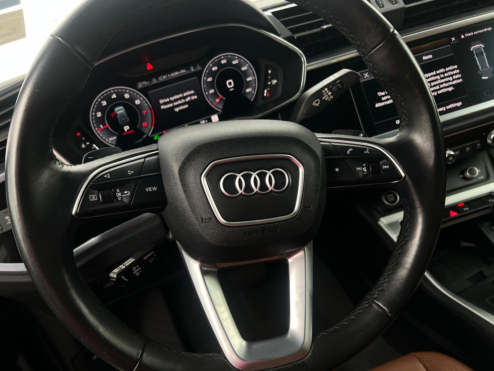 Thumbnail: 2022 Audi Q3 - 4