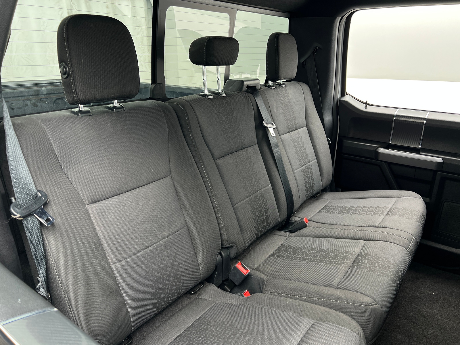 Thumbnail: 2018 Ford Econoline - 6