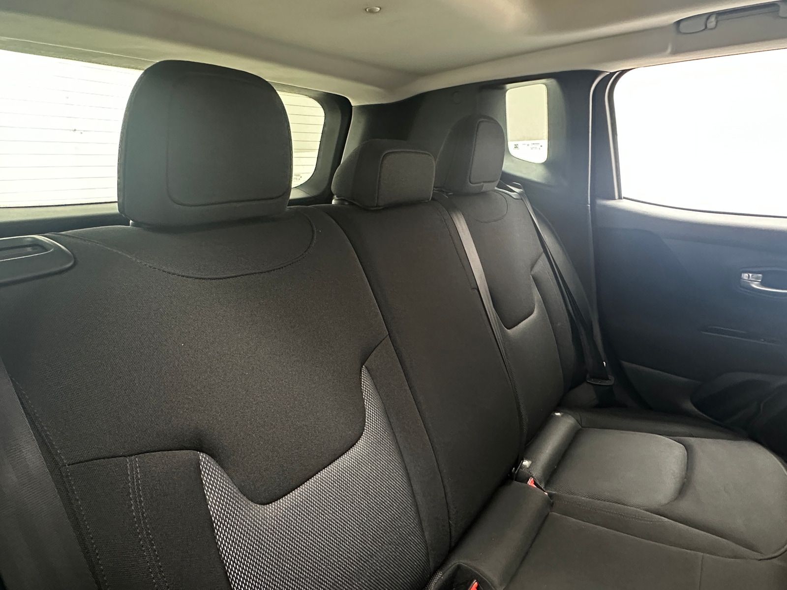 Thumbnail: 2019 Jeep Renegade - 6