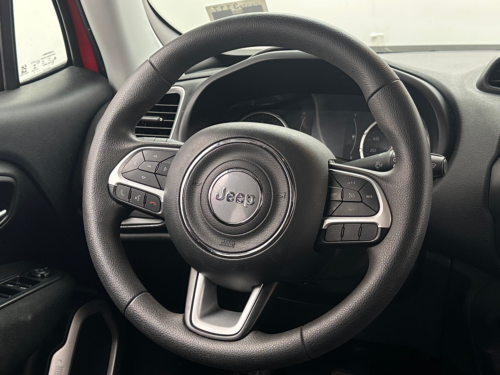 Thumbnail: 2019 Jeep Renegade - 5