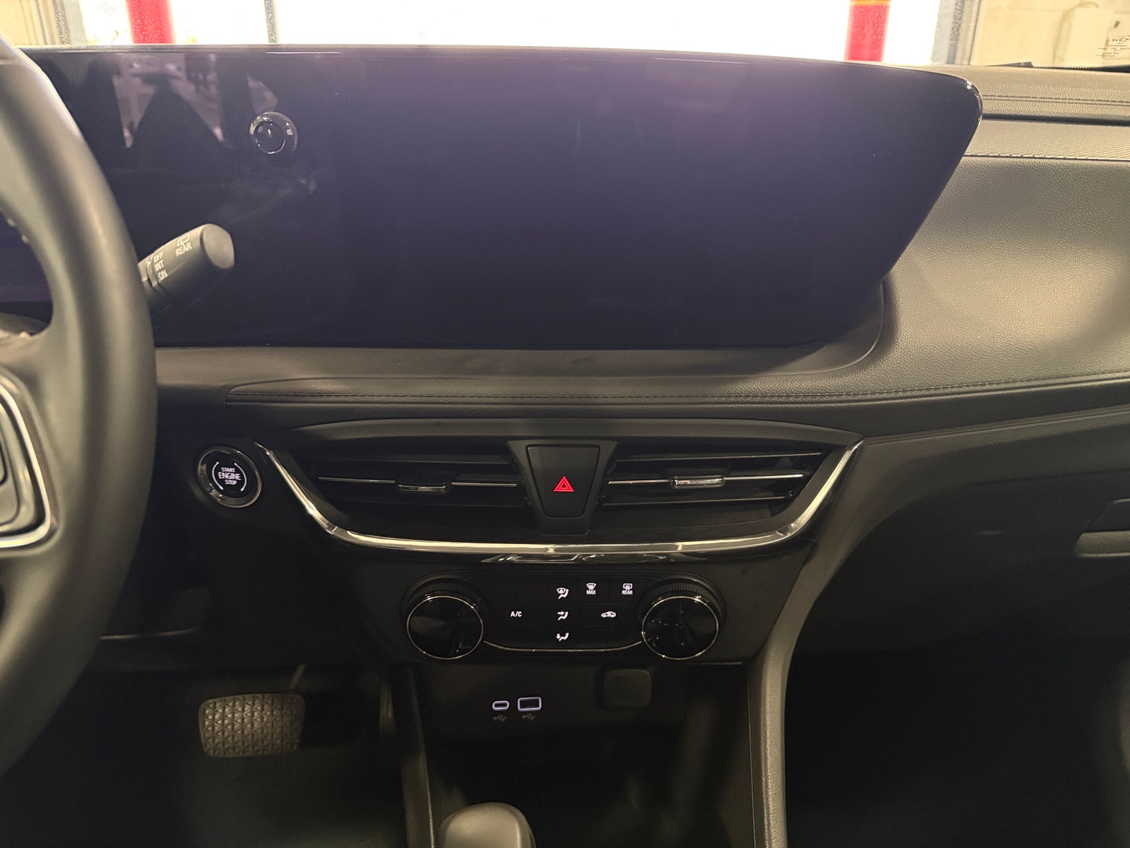 Thumbnail: 2025 Buick Encore GX - 3