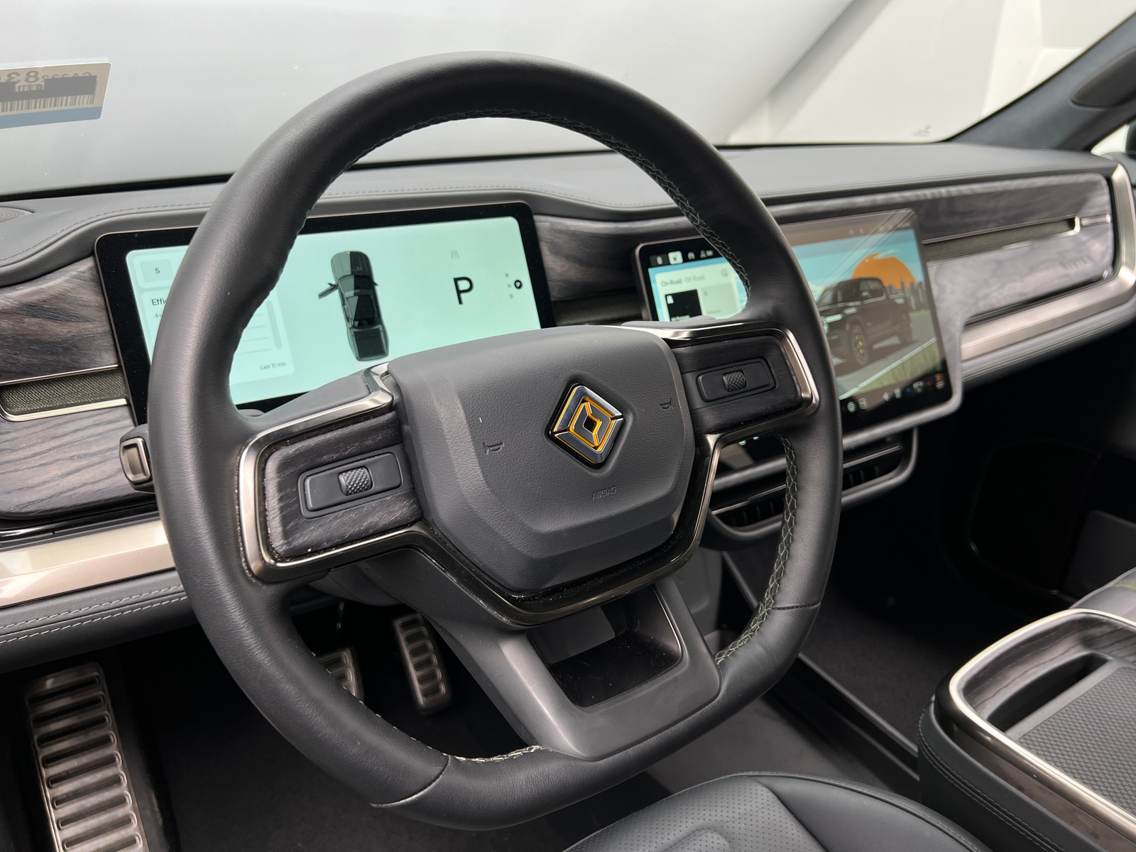 Thumbnail: 2022 Rivian R1T - 4