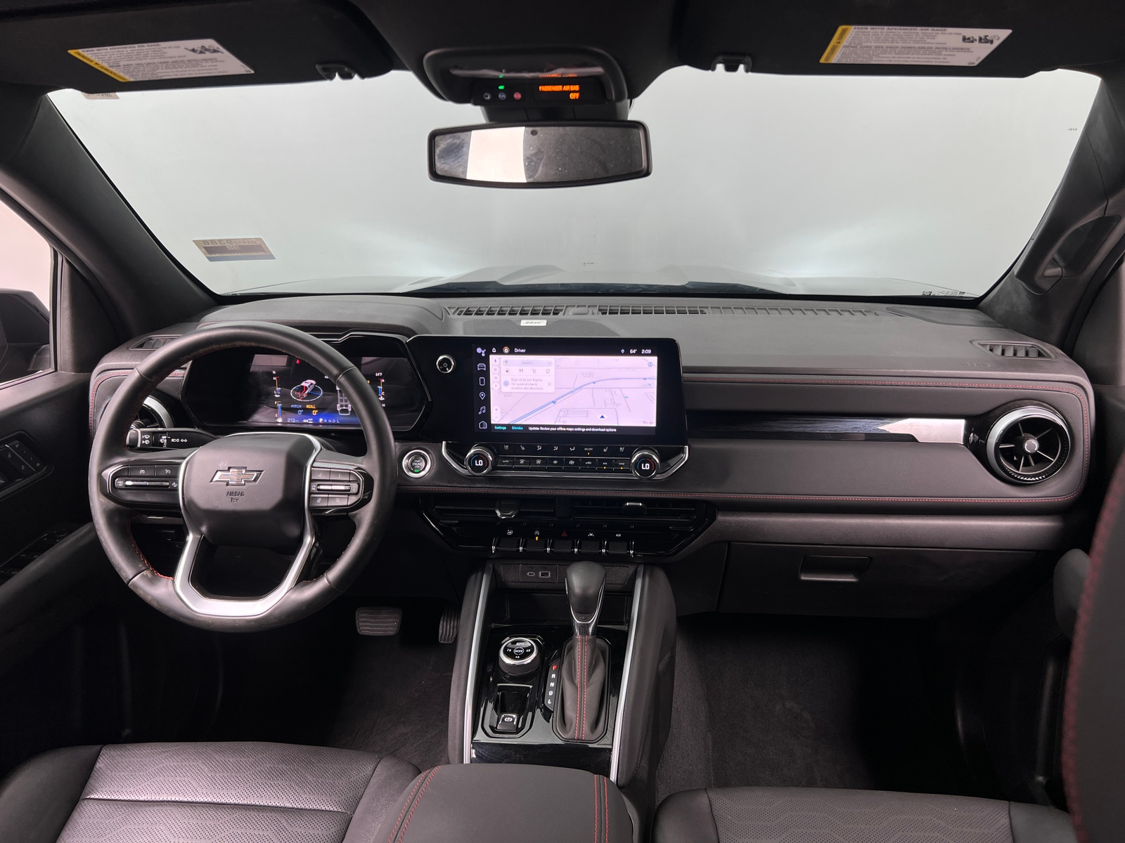 Thumbnail: 2023 Chevrolet Colorado - 3