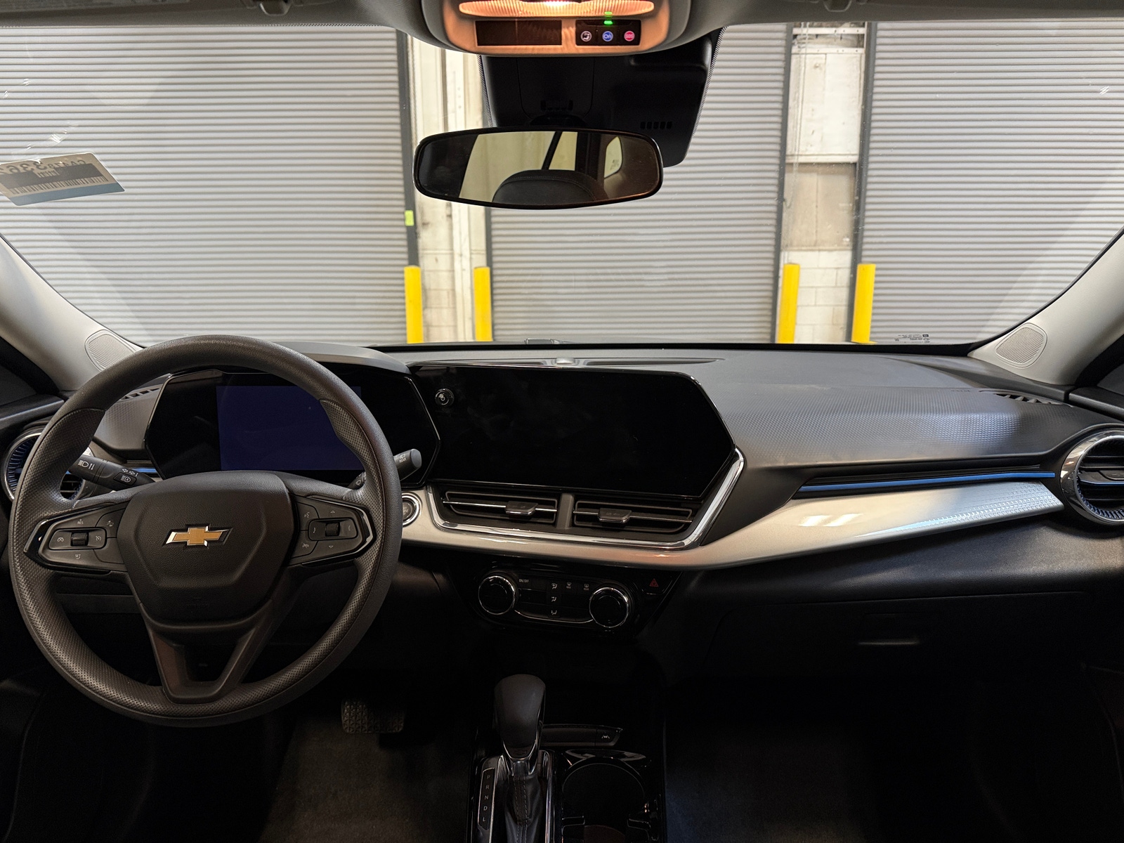 Thumbnail: 2025 Chevrolet Trax - 3